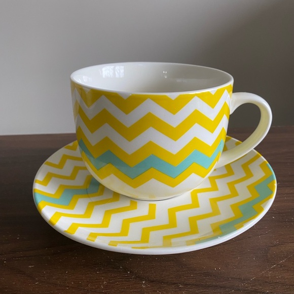 Funky Tea Set (9 Pieces) - Picture 4 of 5